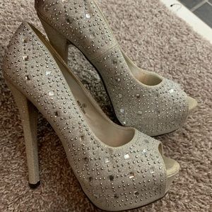 Sparkling HEELS ..